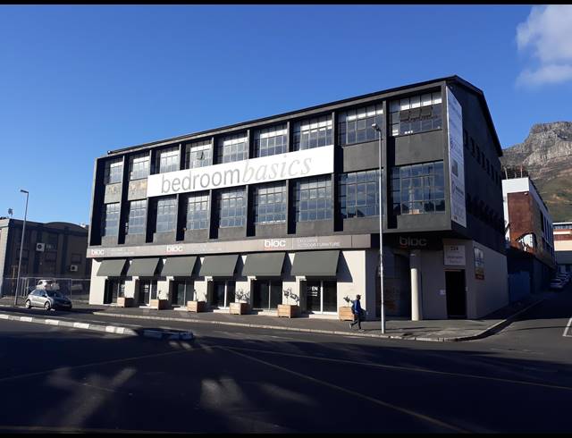 655M² SHOWROOM RENTED IN ZONNEBLOEM